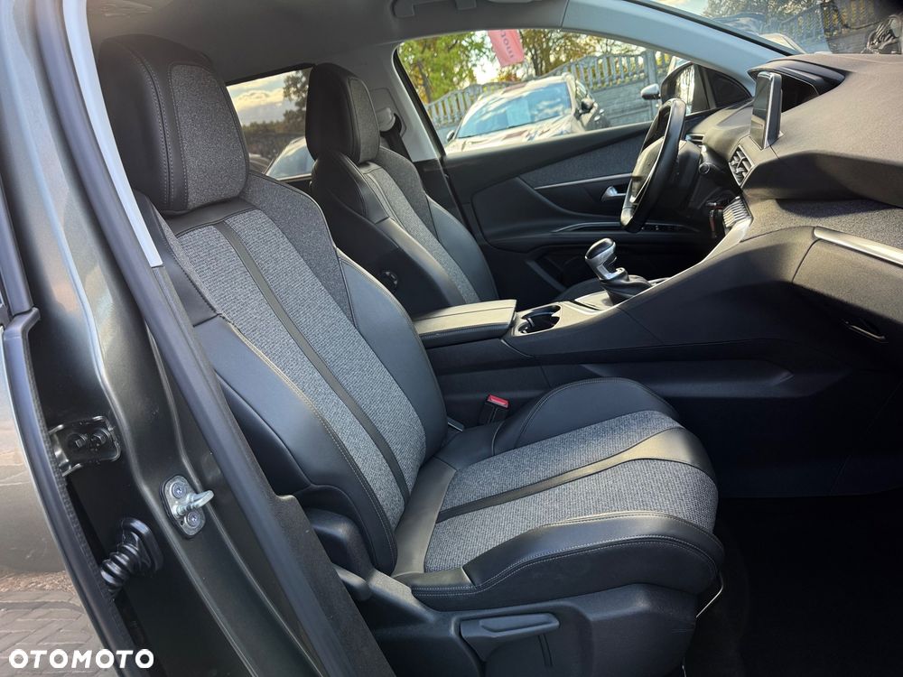 Peugeot 5008 1.5 BlueHDi Allure Pack S&S - 15