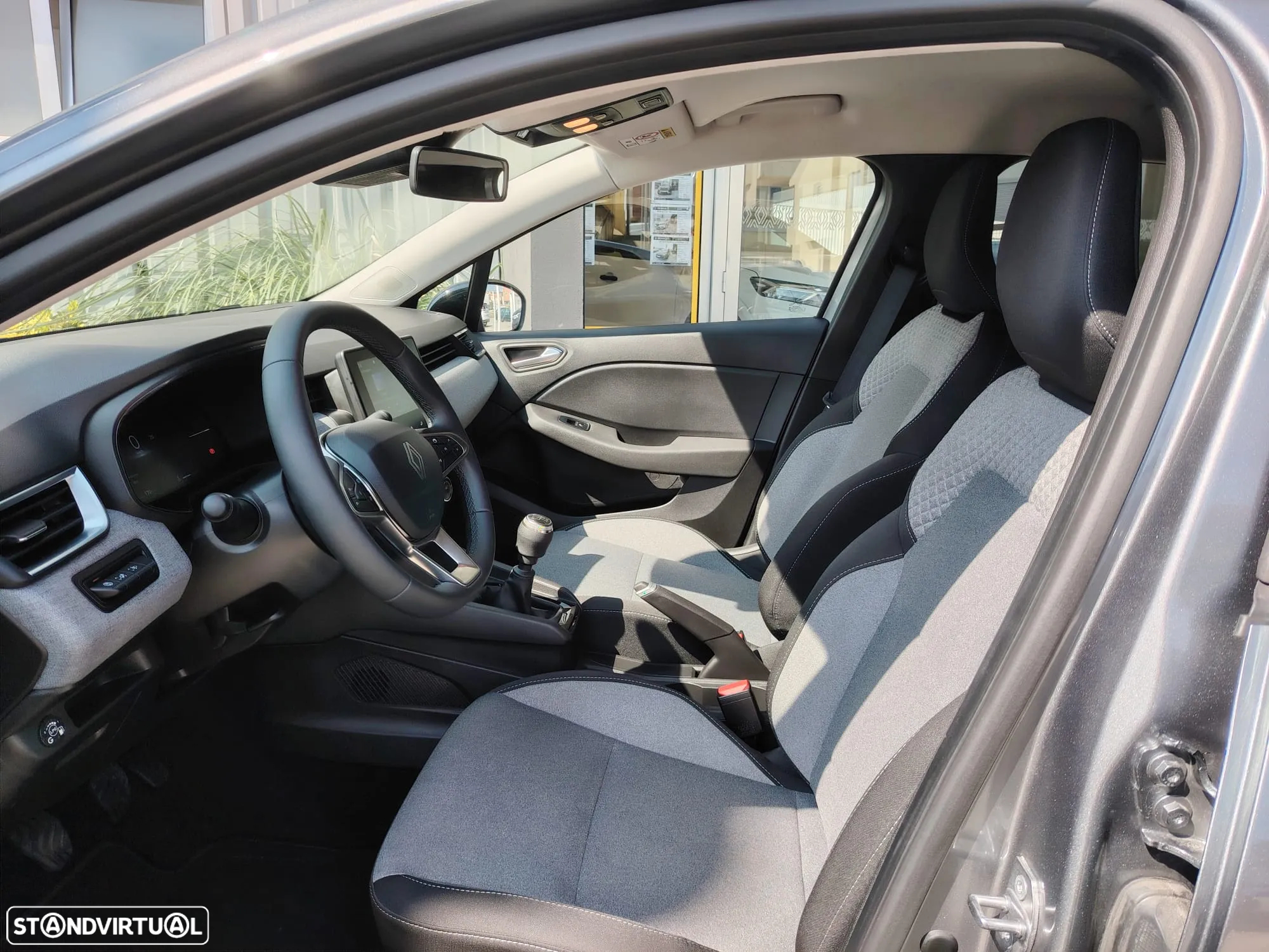 Renault Clio 1.0 TCe Intens Bi-Fuel - 8
