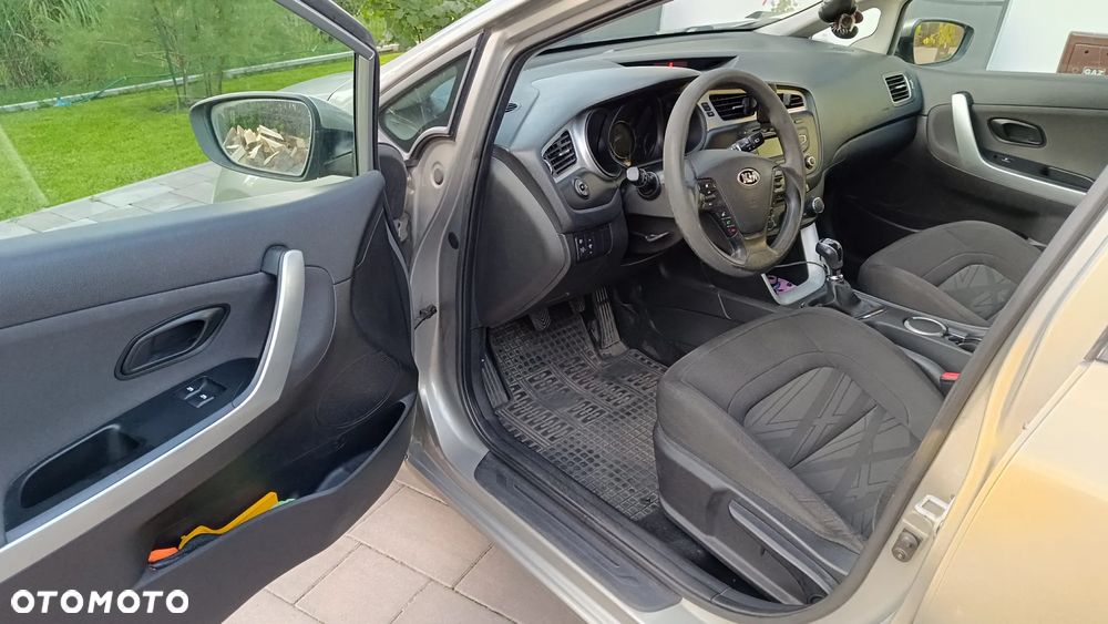 Kia Ceed 1.6 CRDi M - 6