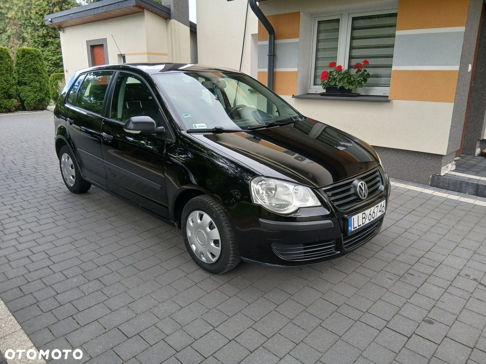 Volkswagen Polo - 1