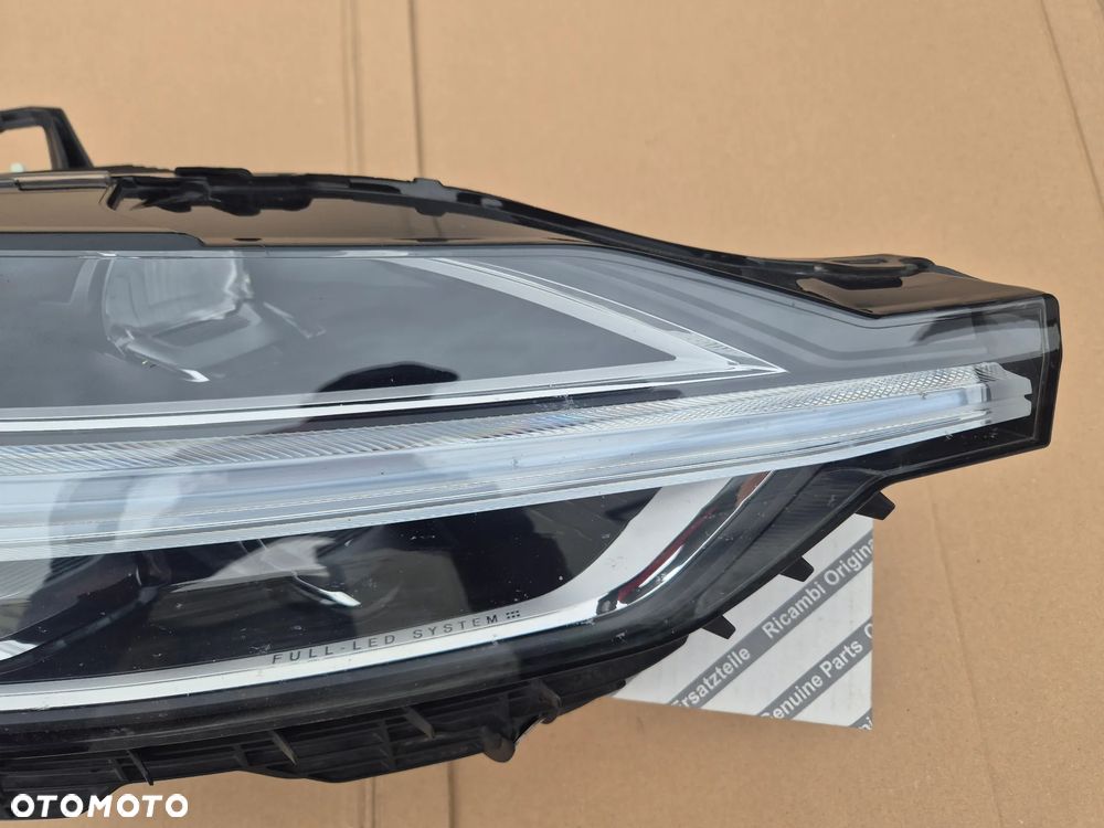 Volvo XC60 II lampa prawa.FULL LED.Lifting 2021-.LED MID. - 5