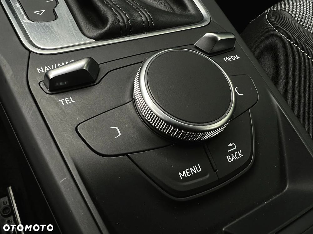 Audi Q2 1.6 TDI Sport S tronic - 30