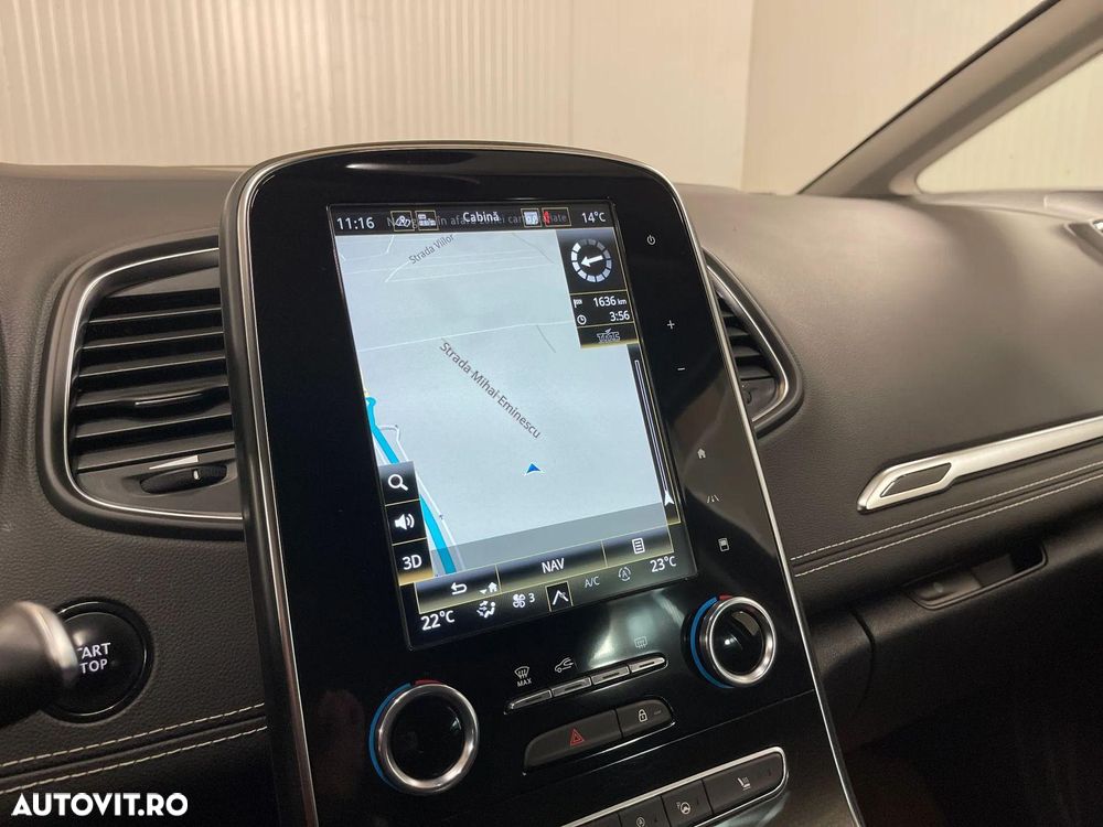 Renault Grand Scenic - 16