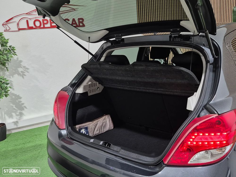 Peugeot 207 1.4 HDi Sport - 20