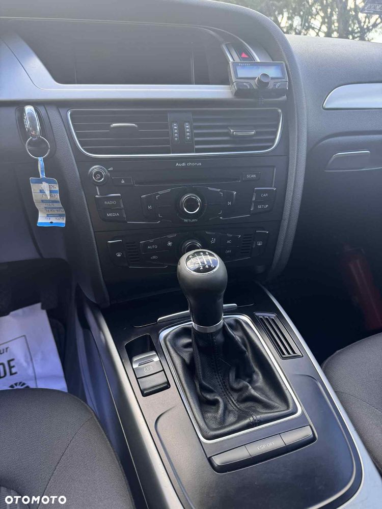 Audi A4 Avant 2.0 TDI - 5