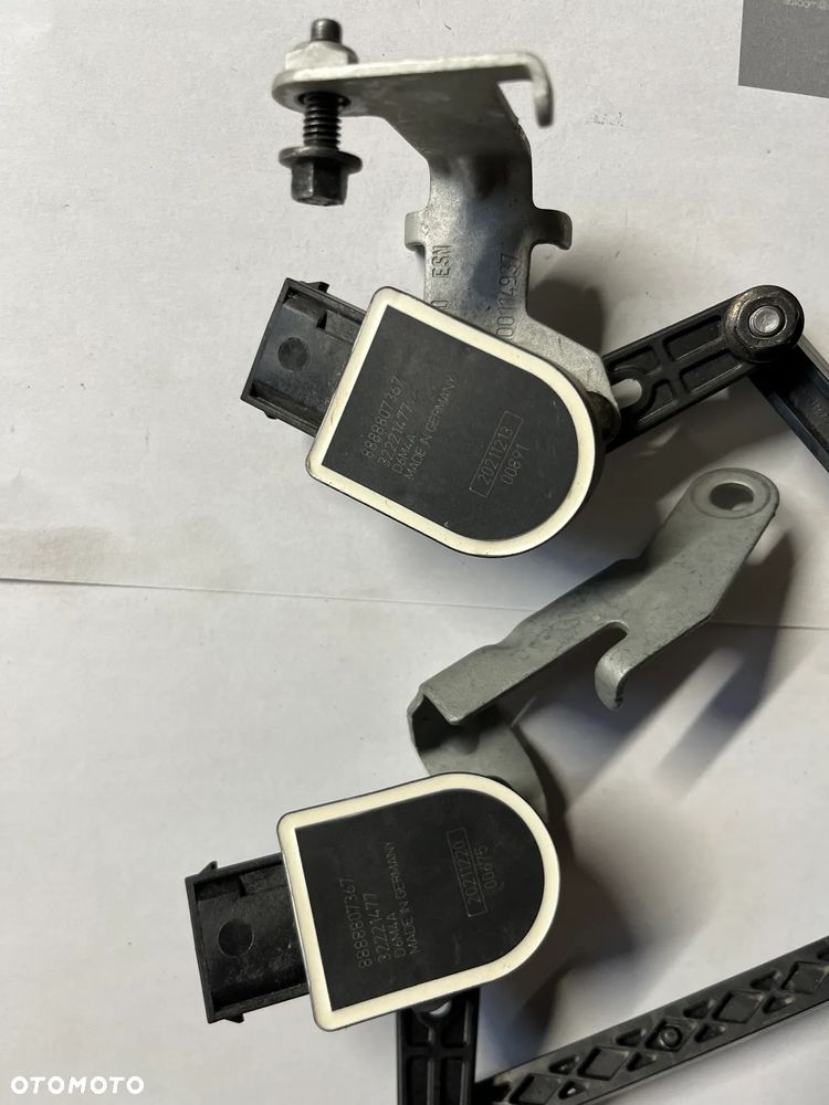 VOLVO XC40 CZUJNIK POZIOMOWANIA ŚWIATEŁ LEWY PRZÓD 32221957,lewy tył 32221958 - 2