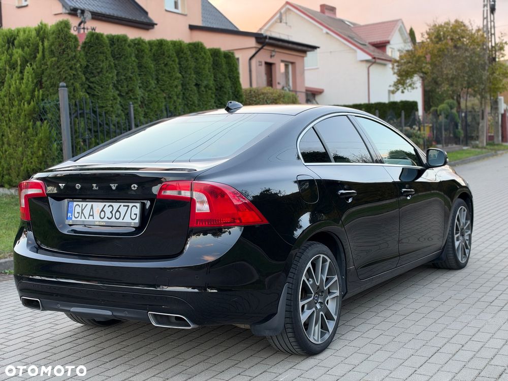 Volvo S60 D4 Momentum - 14