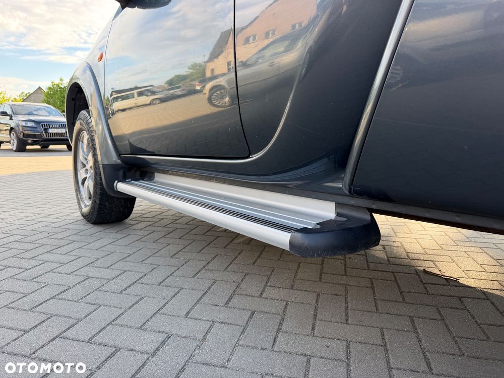 Mitsubishi L200 Pick Up 4x4 Intense Club Cab - 20