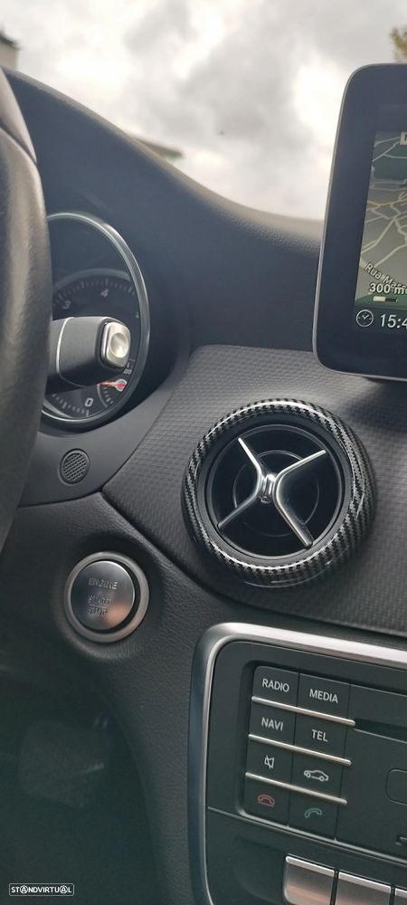 Mercedes-Benz GLA 180 d 7G-DCT Activity Edition - 35