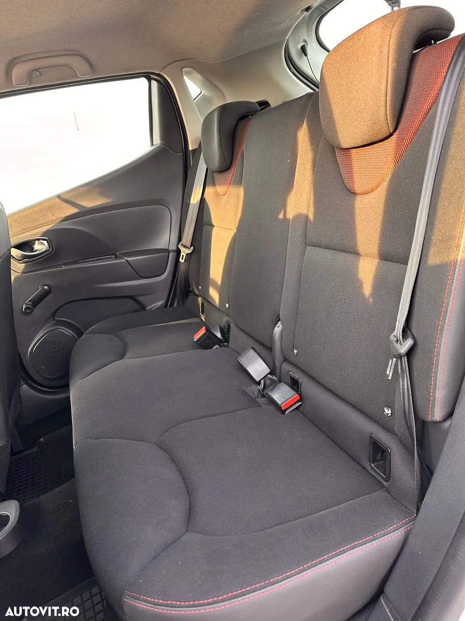 Renault Clio IV 1.2 16V Authentique - 13