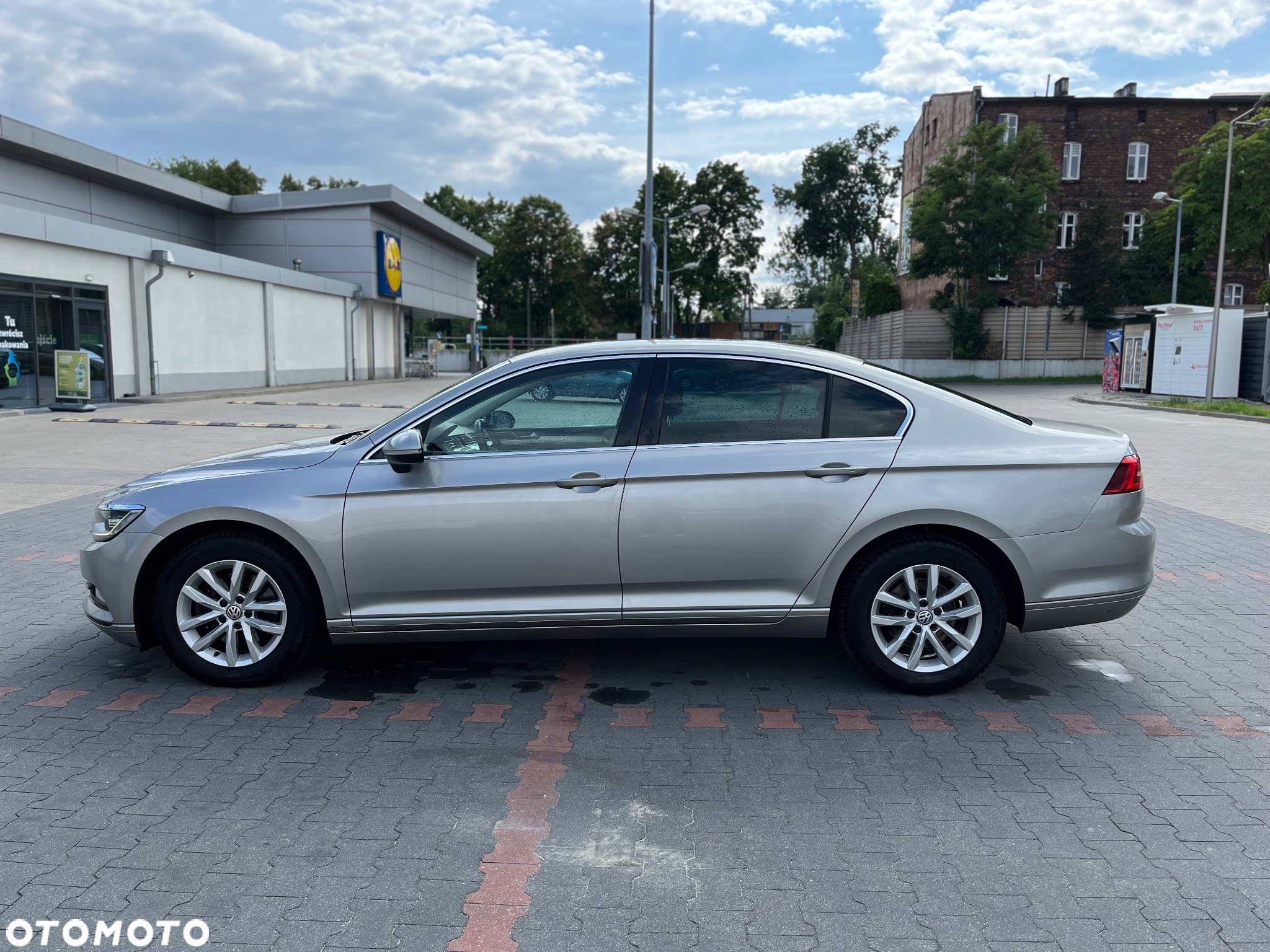 Volkswagen Passat 2.0 TDI SCR Highline DSG - 8