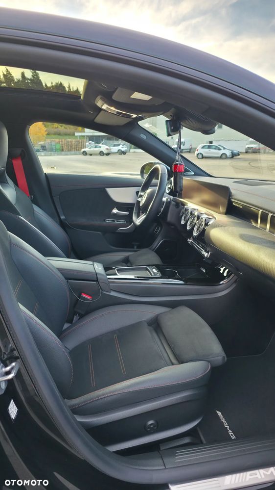 Mercedes-Benz CLA AMG 35 mHEV 4-Matic 8G-DCT - 13