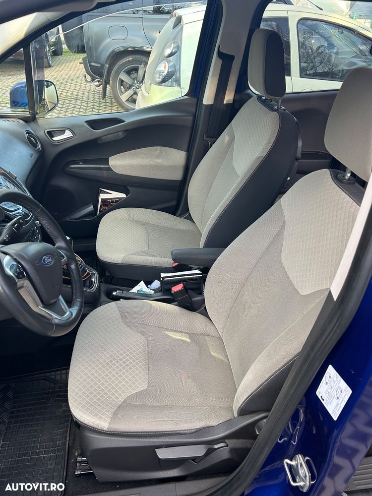 Ford Tourneo Courier 1.0 EcoBoost Titanium - 5