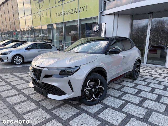 Alfa Romeo Junior 1.2 mHEV Ti Q4 eDCT - 2