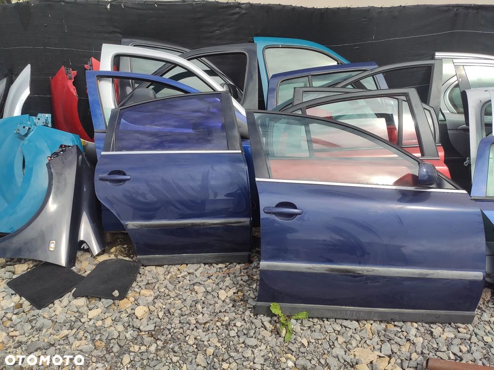 KL Drzwi Prawy Przód Prawy tył VW PASSAT B5 FL 00- SEDAN LB5N GOŁE - 1