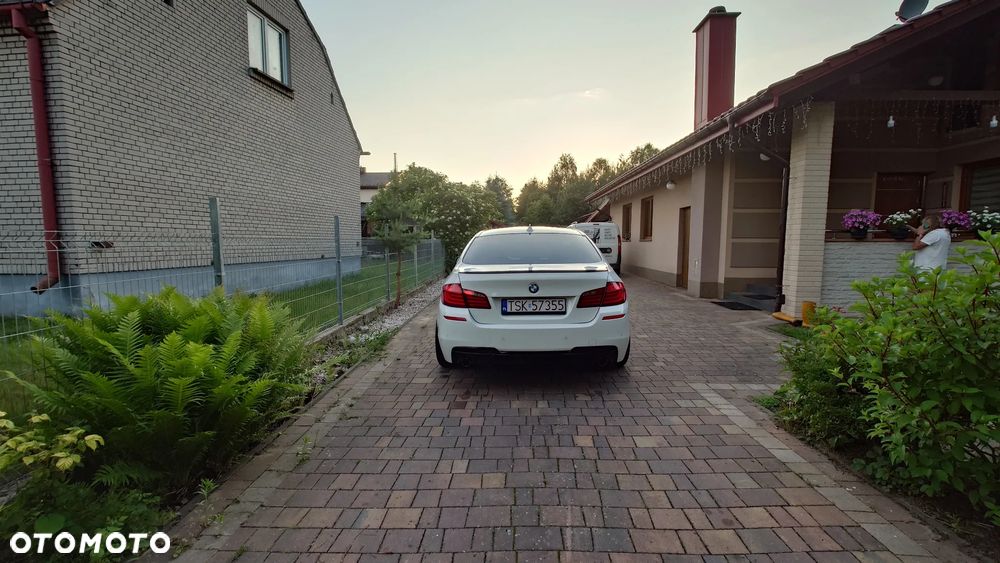 BMW Seria 5 535i Sport-Aut - 4