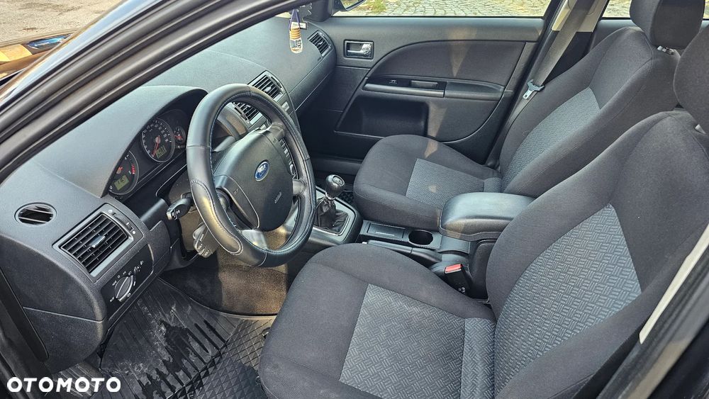 Ford Mondeo 2.0 TDCi DPF Ghia - 9