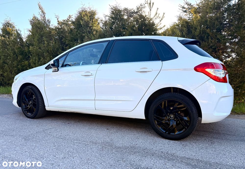 Citroën C4 1.6 HDi Attraction - 6