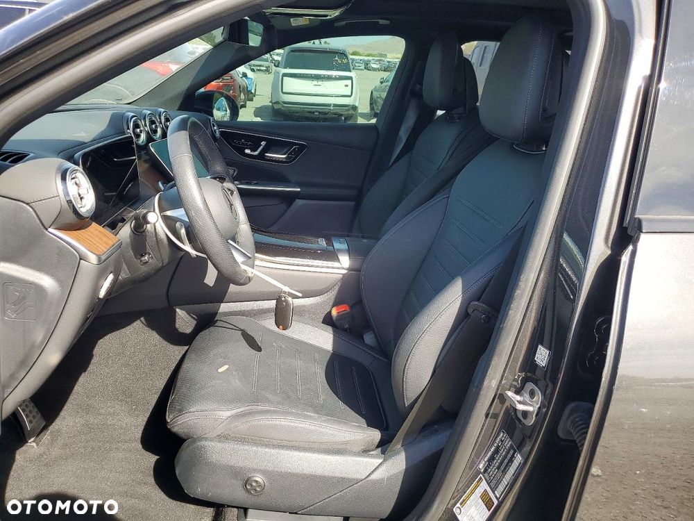 Mercedes-Benz GLC - 8
