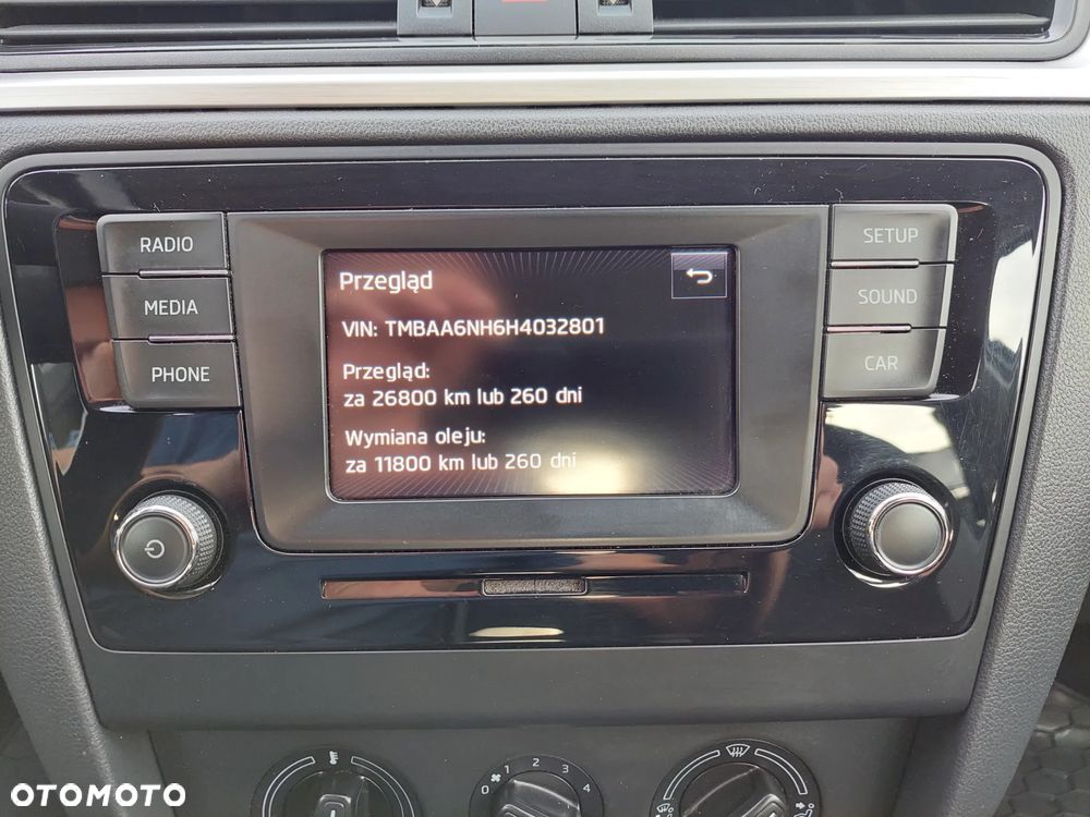 Skoda RAPID 1.2 TSI Ambition - 22