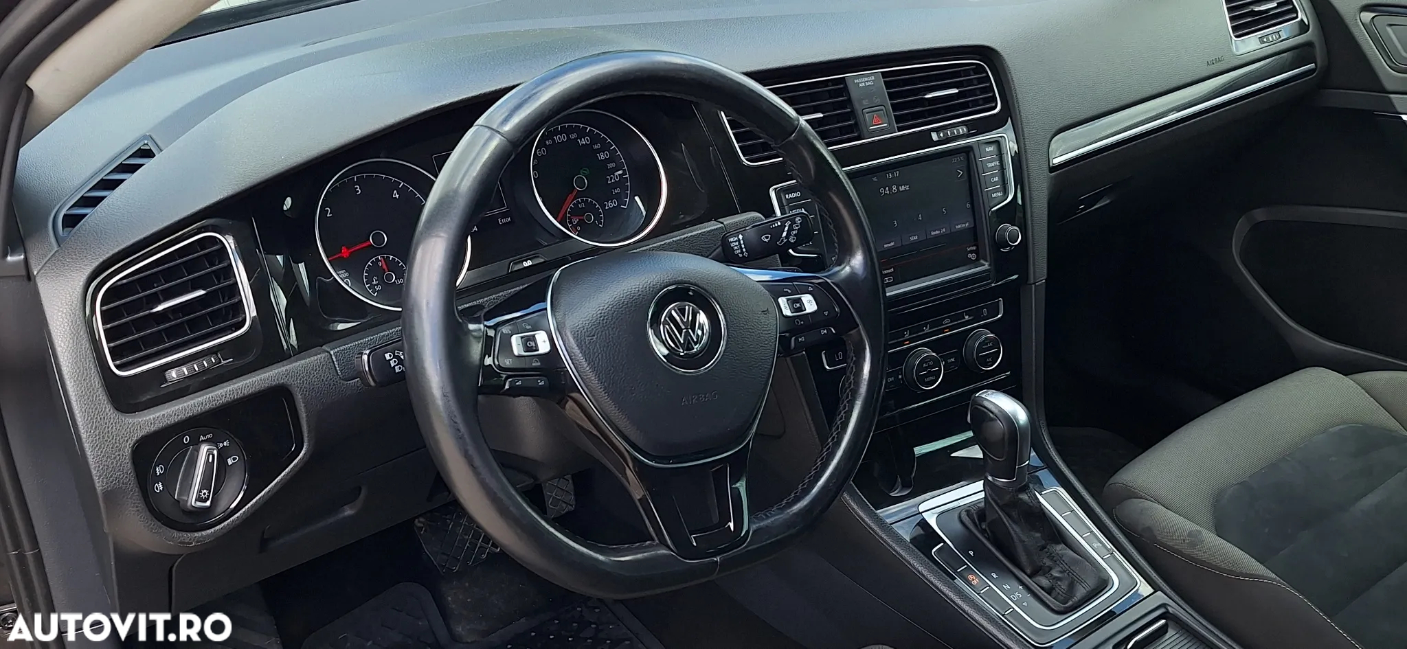 Volkswagen Golf 2.0 BlueTDI DSG Highline - 6