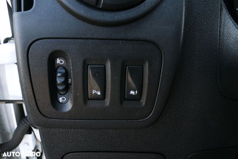 Renault Master - 18