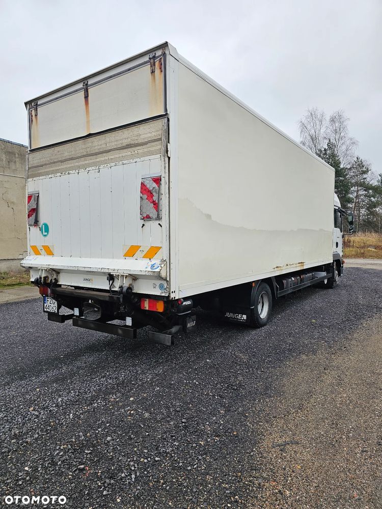 MAN TGL 12.220 - 4