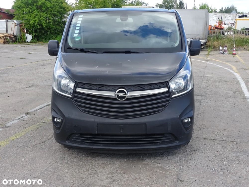 Opel Vivaro - 2