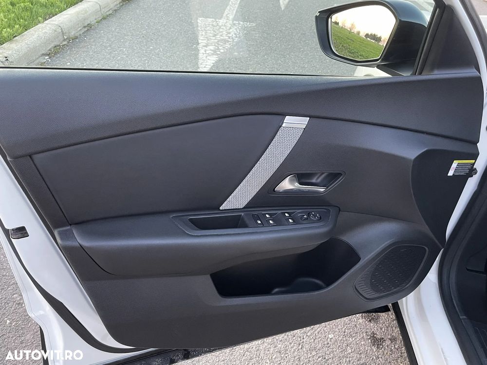 Citroën C4 PureTech 100 Stop&Start FEEL - 12