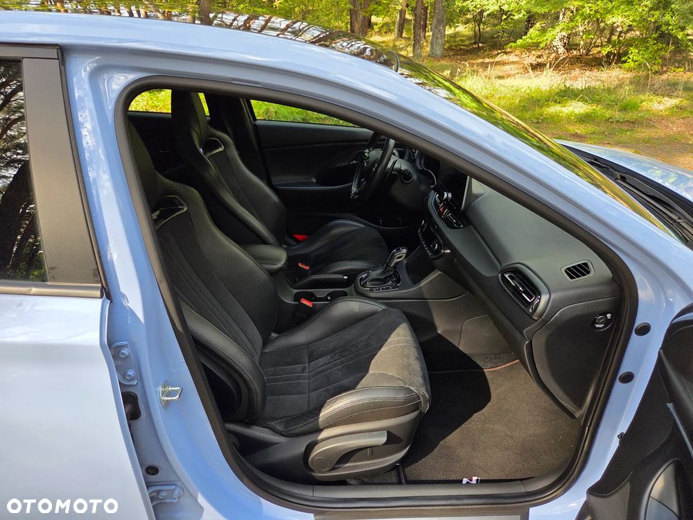 Hyundai i30 N 2.0 T-GDI Performance DCT - 12