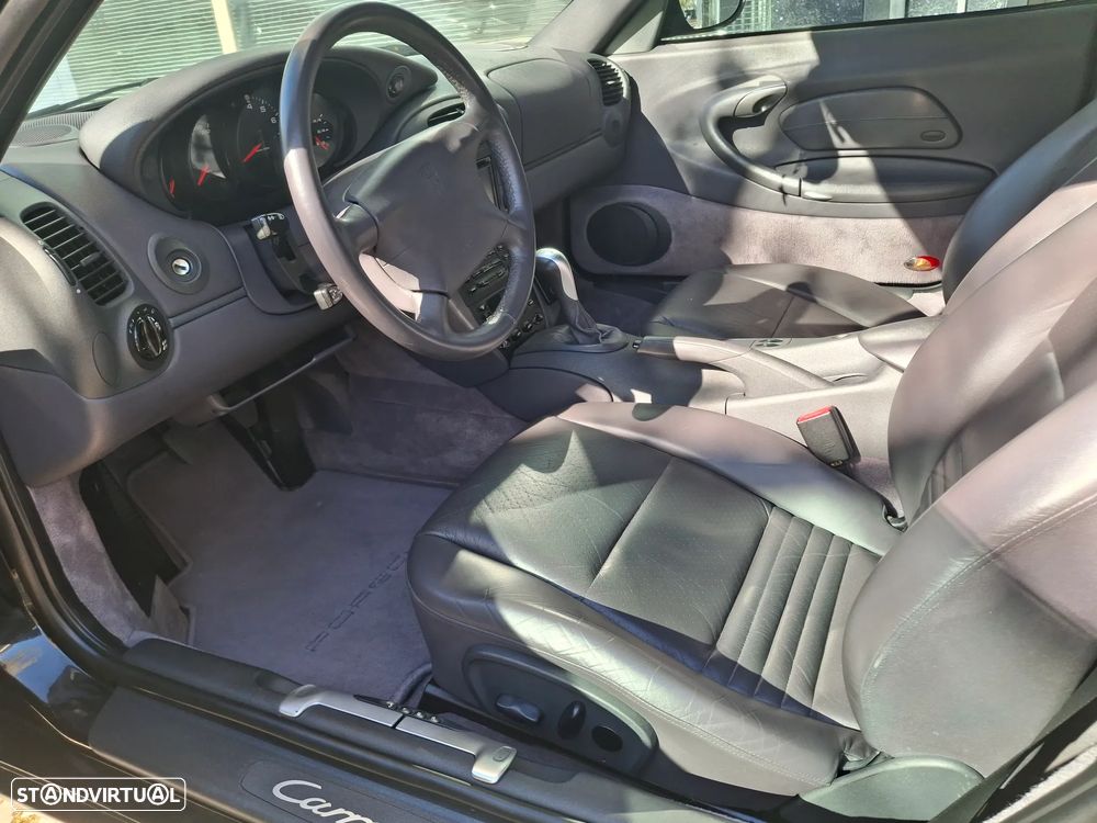 Porsche 911 (996) Carrera Coupé - 18