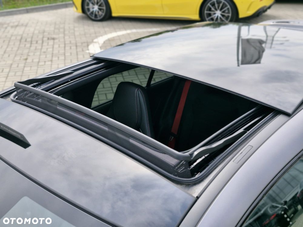 Mercedes-Benz CLA AMG 45 S 4-Matic+ 8G-DCT - 32