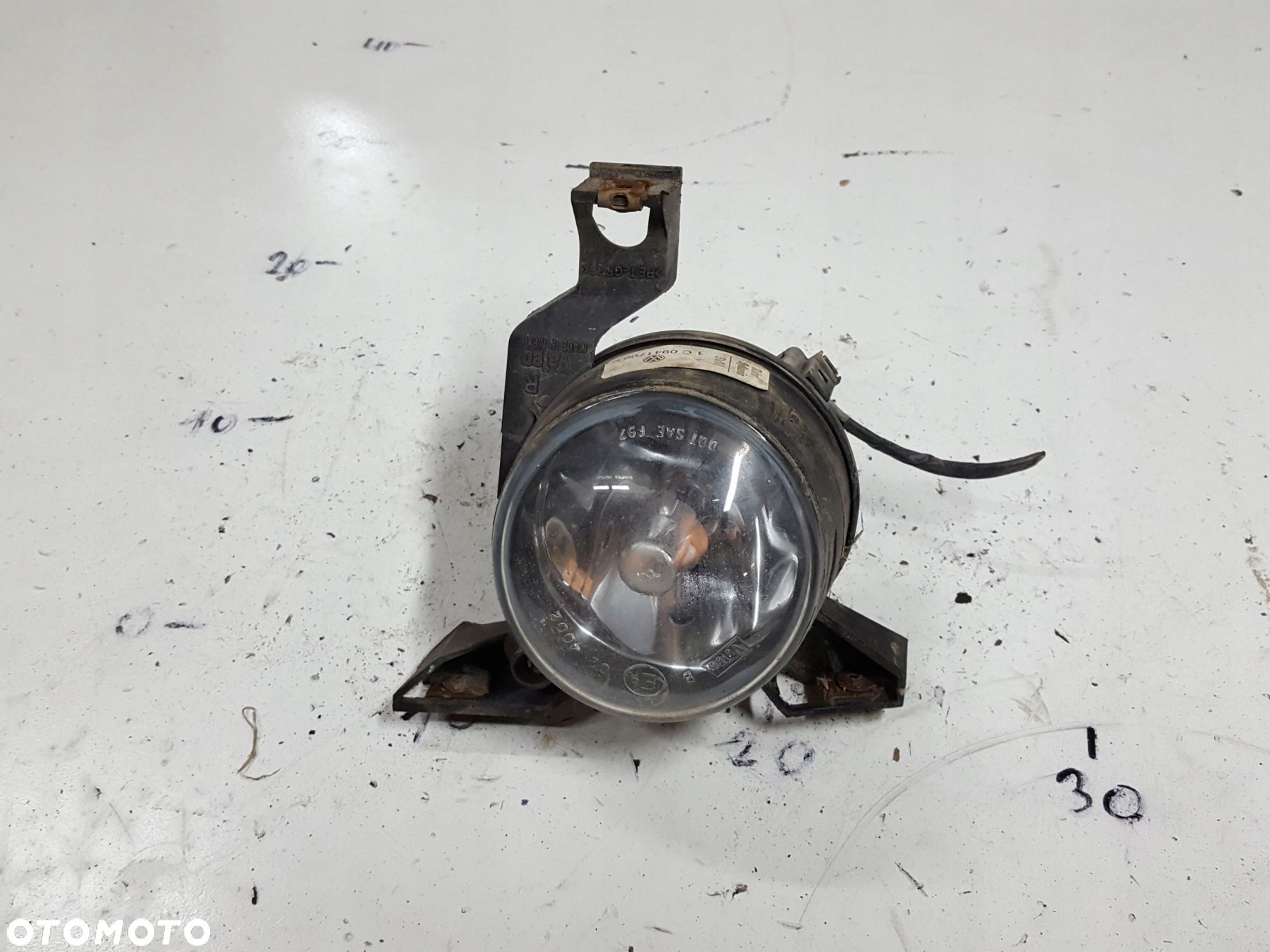 SKODA OCTAVIA2 II 04-08r VRS RS HALOGEN PRAWY - 1