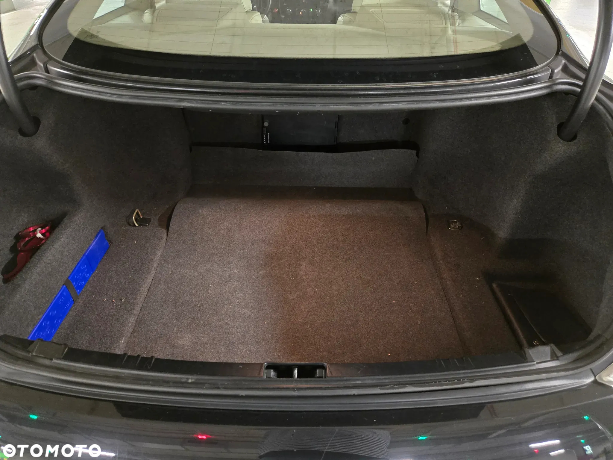 BMW Seria 6 650 i - 37