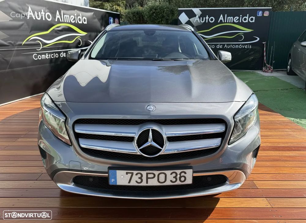 Mercedes-Benz GLA 180 CDI Urban - 12