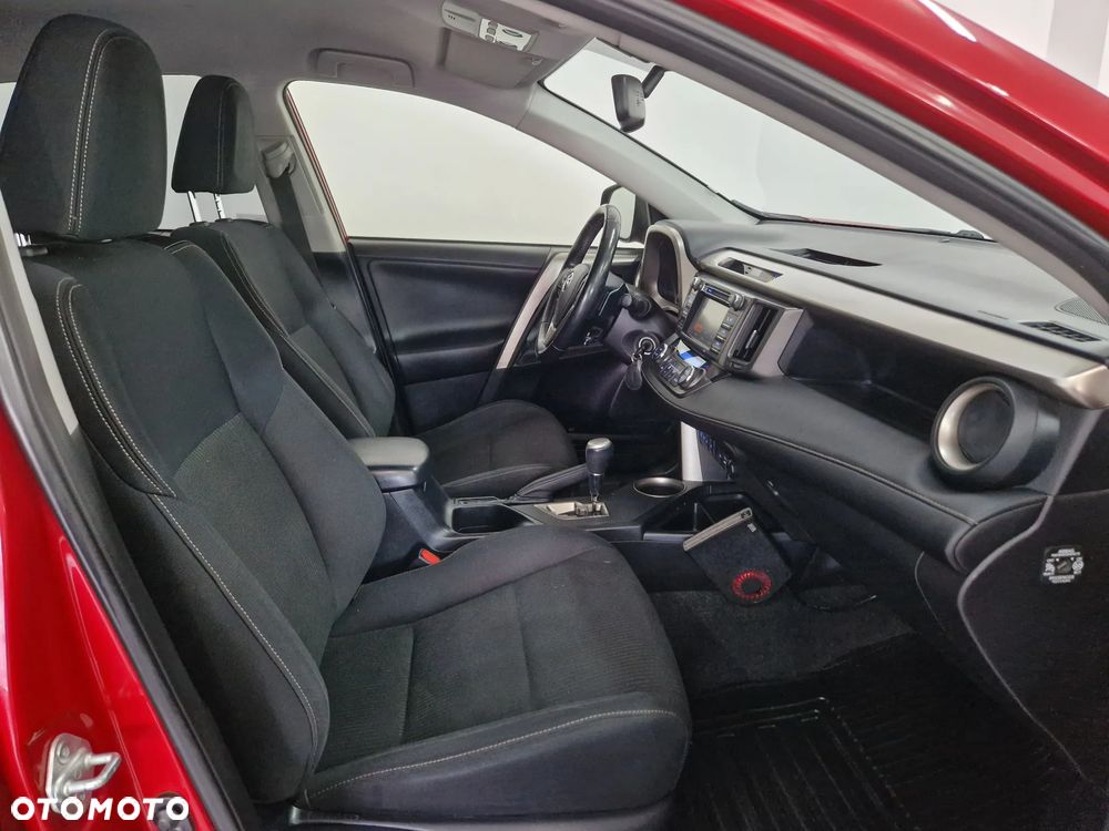 Toyota RAV4 - 23