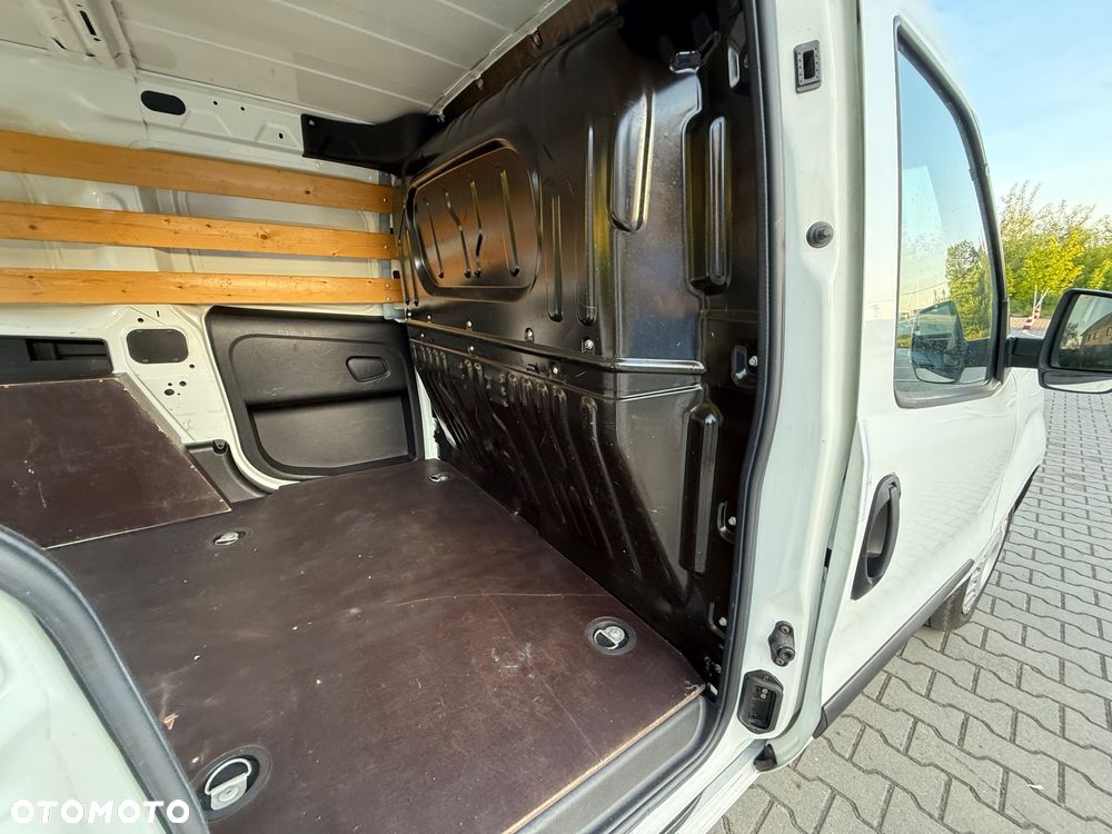 Opel COMBO 1.3 - 21