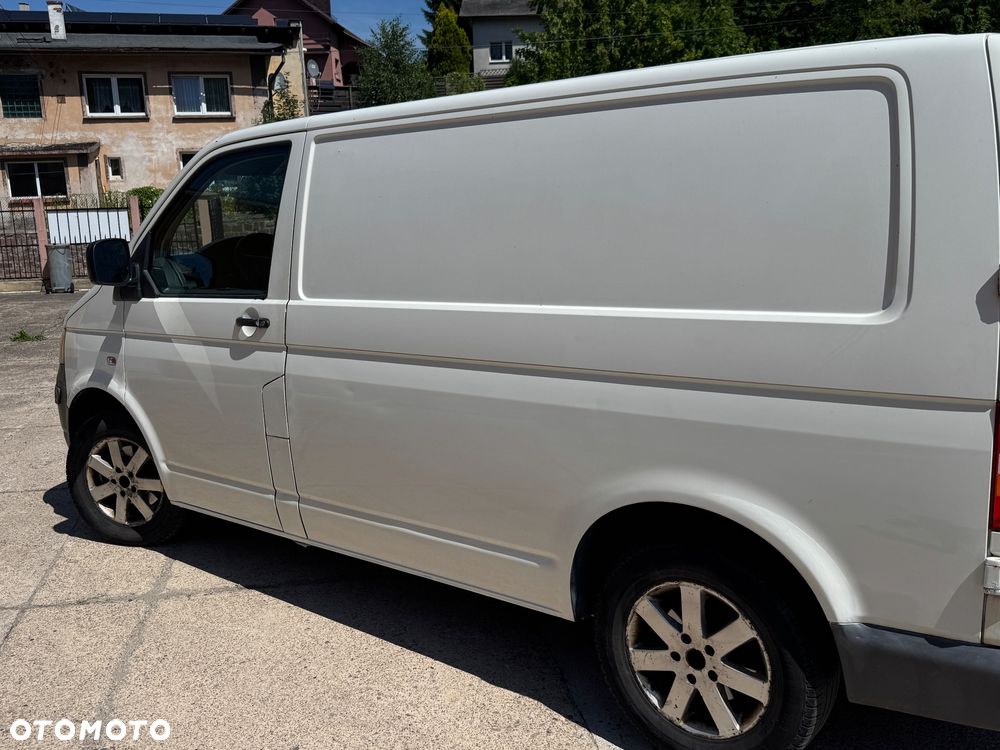 Volkswagen Transporter T5 - 5