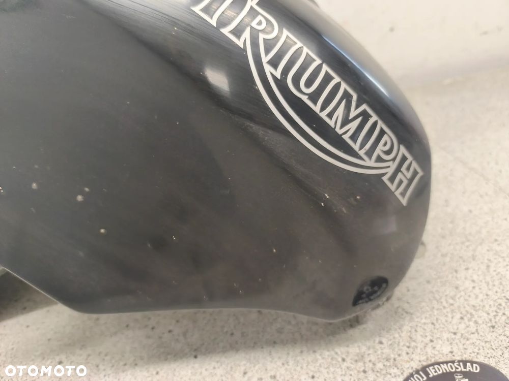 Bak, zbiornik paliwa Triumph Daytona 955i 955 - 7