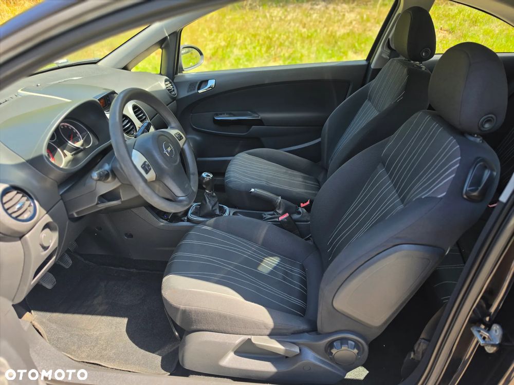 Opel Corsa 1.4 16V Sport - 4