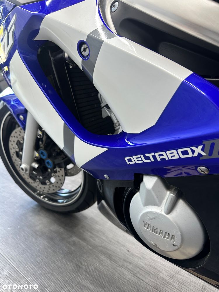 Yamaha R6 - 34