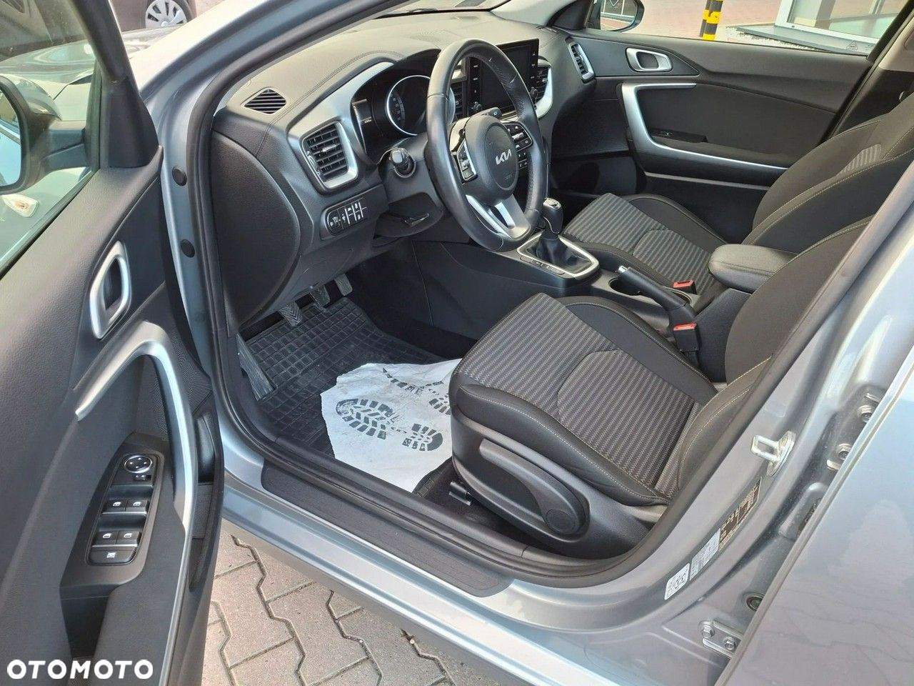 Kia Ceed 1.0 T-GDI M - 12
