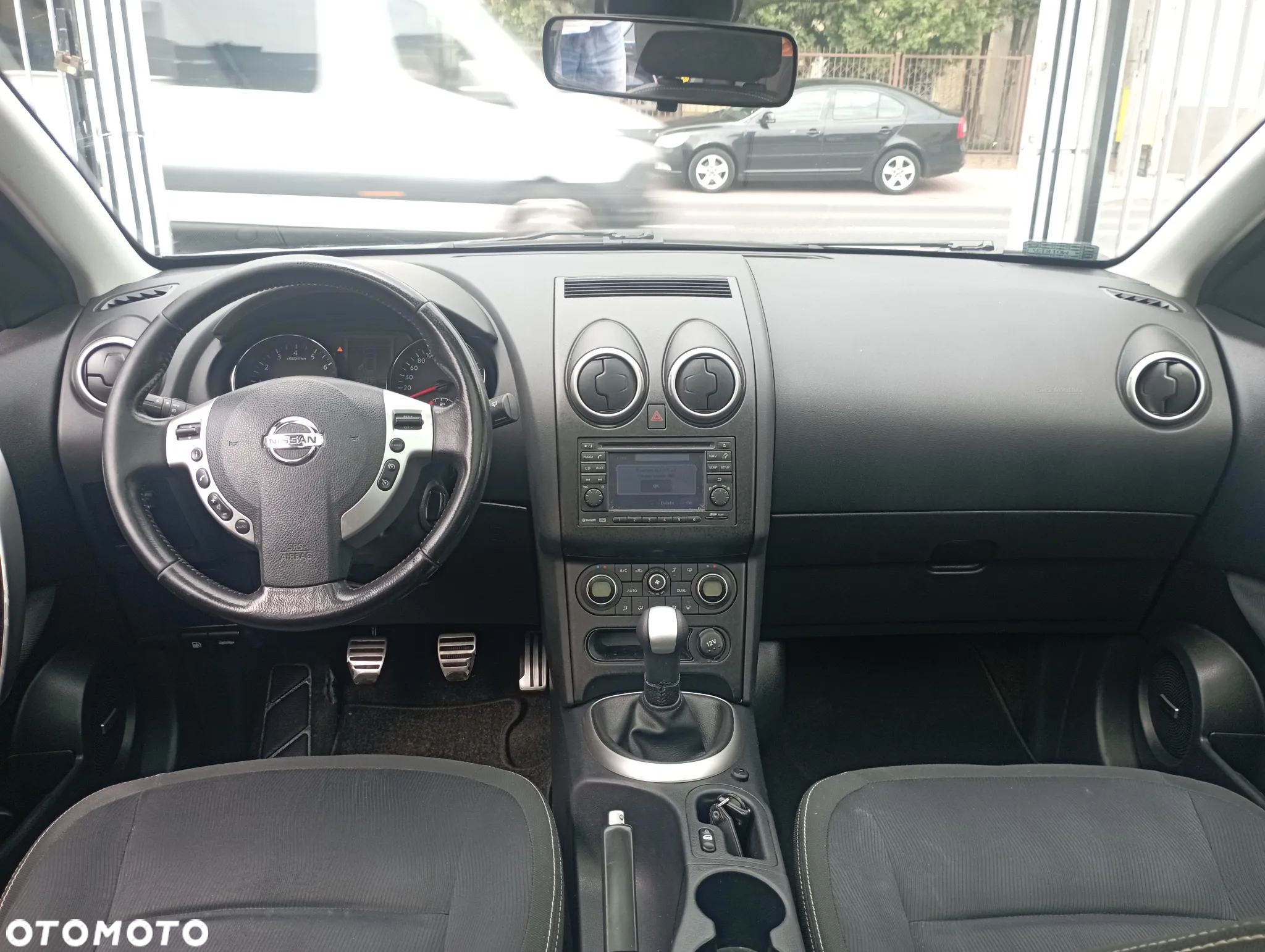 Nissan Qashqai 1.6 Visia - 8