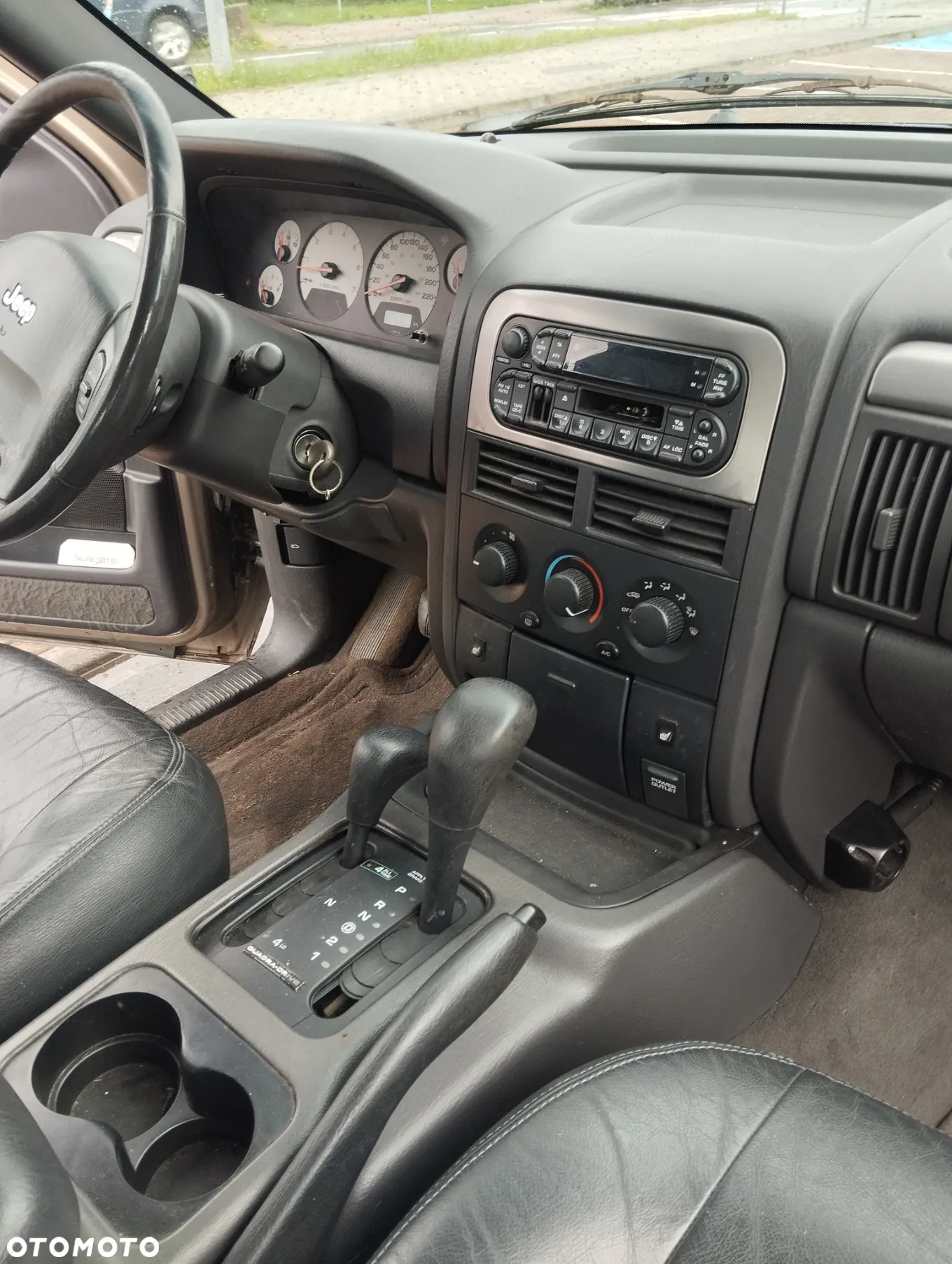 Jeep Grand Cherokee 4.0 Laredo - 10