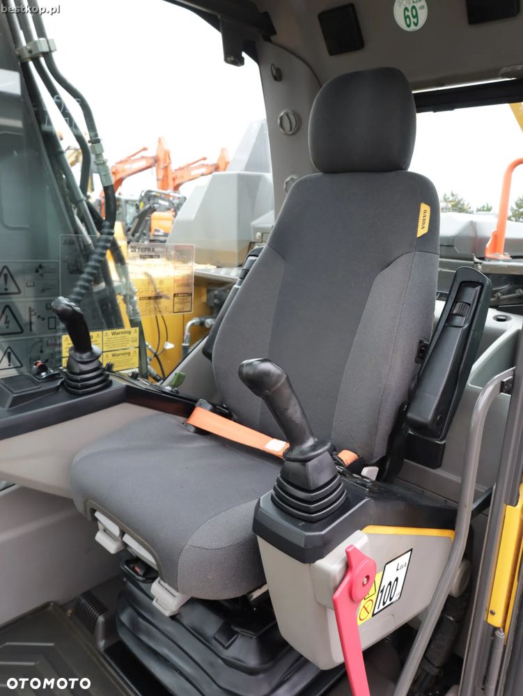 Volvo EC140EL - 20