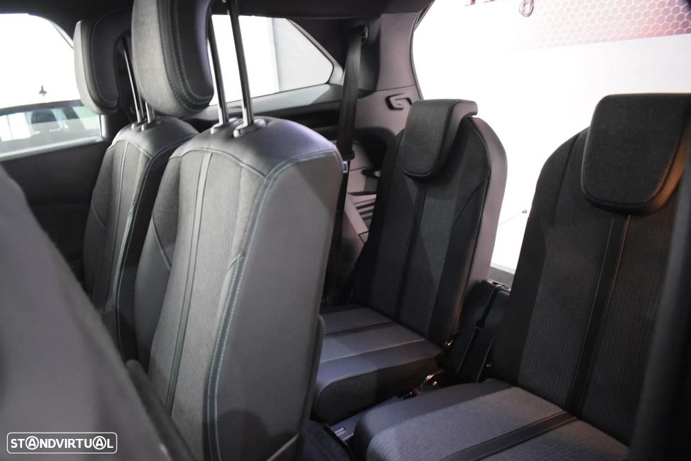 Peugeot 5008 1.2 PureTech Allure Pack EAT8 - 12