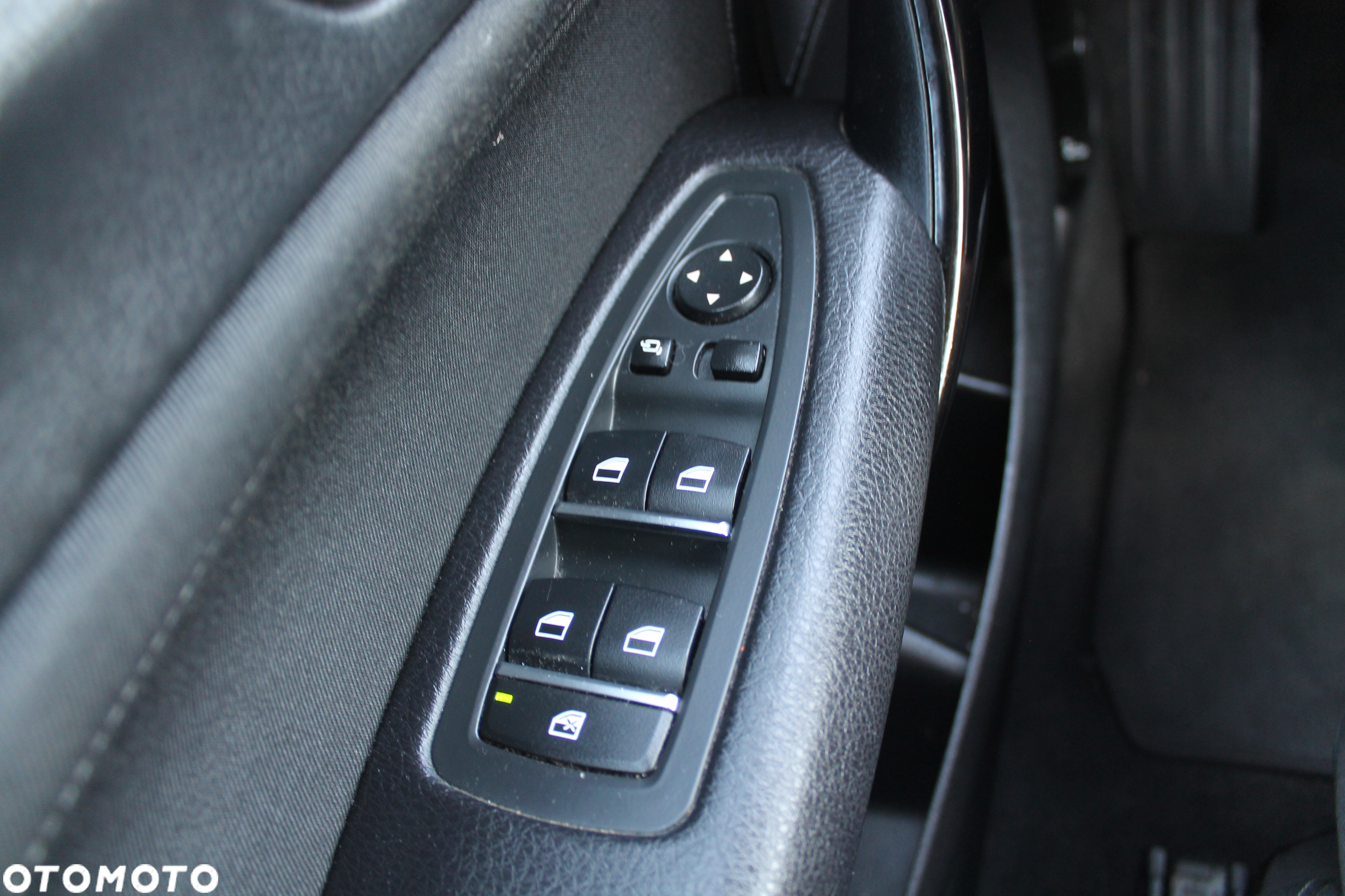 BMW Seria 1 116d - 21