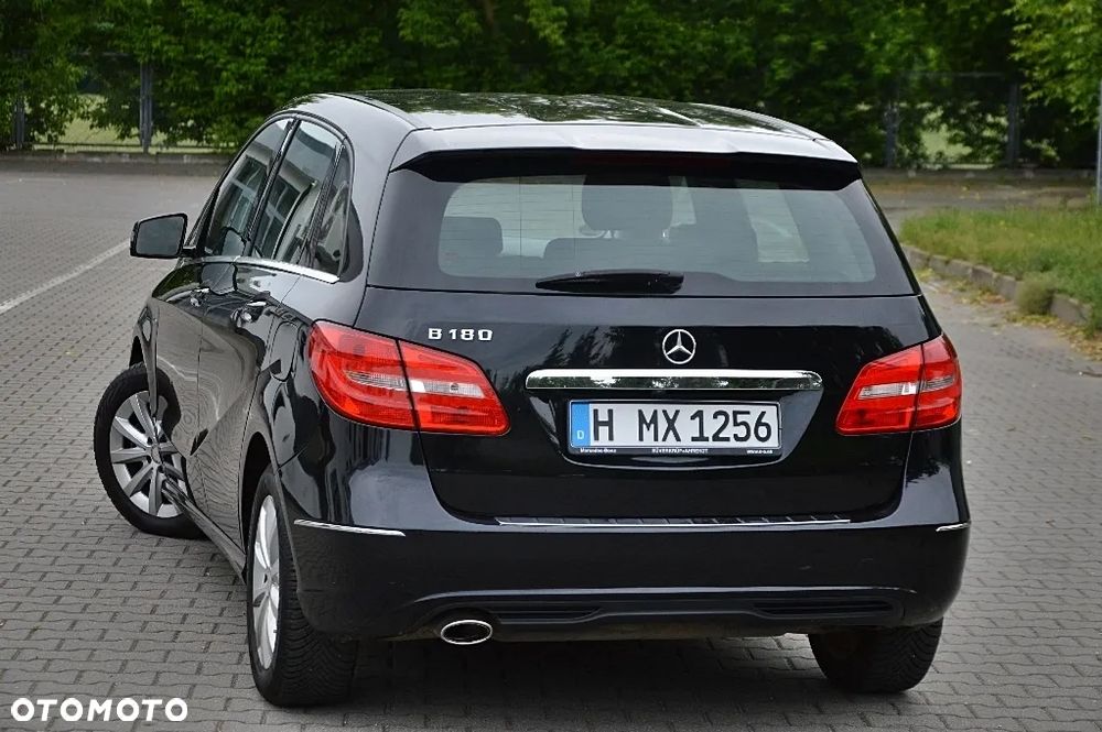 Mercedes-Benz Klasa B 180 BlueEFFICIENCY Edition - 9
