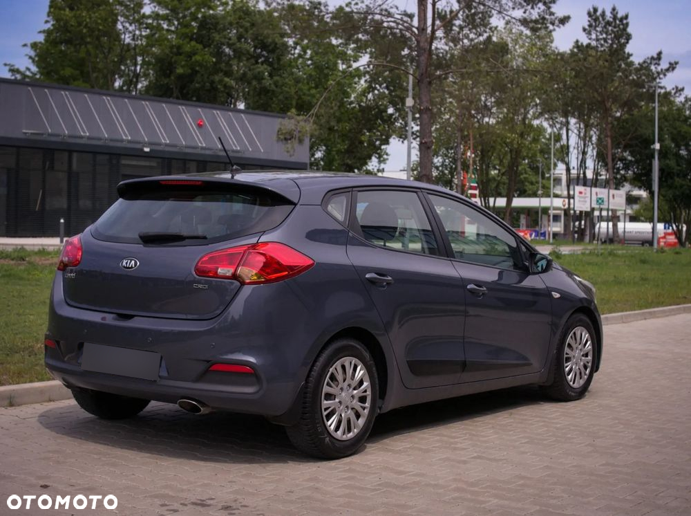Kia Ceed Cee'd 1.6 CRDi M - 4