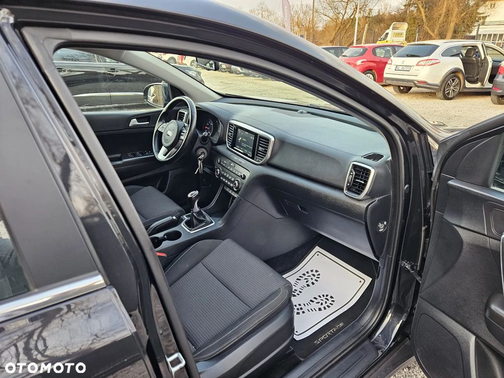 Kia Sportage 1.6 GDI 2WD DREAM-TEAM EDITION - 27